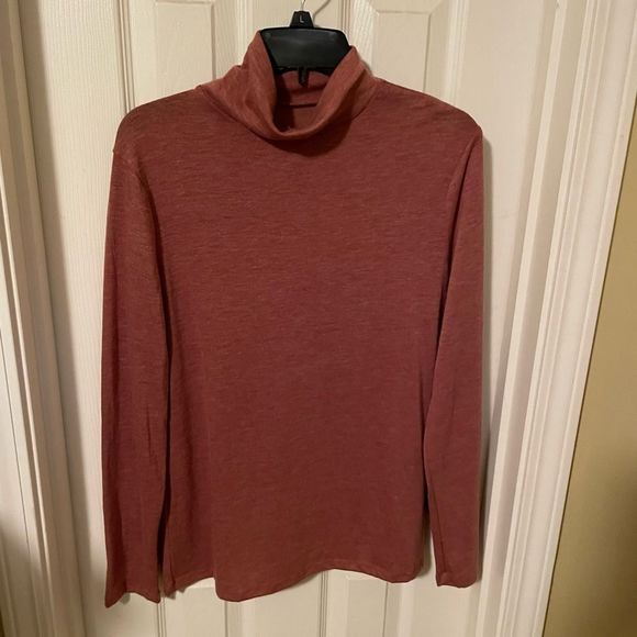 a new day Tops - A New Day Long Sleeve Turtle Neck Size L